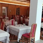 Hotel Ristorante Cacciatori 3*