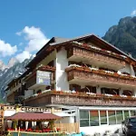 Ristorante Cacciatori 3* Auronzo di Cadore