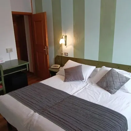 מלון Ristorante Cacciatori