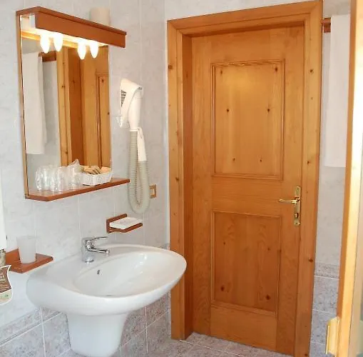 Hotel Ristorante Cacciatori