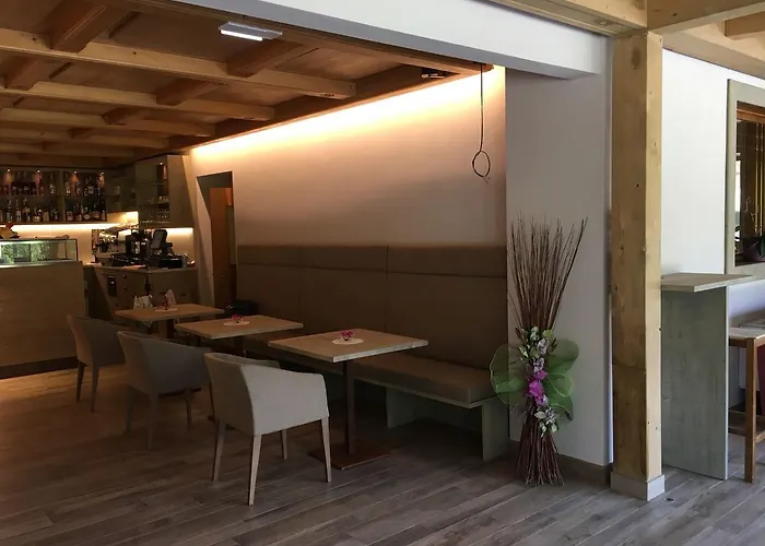 Hotel Ristorante Cacciatori