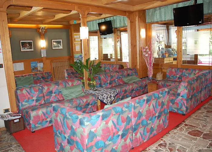 Hotel Ristorante Cacciatori 3*