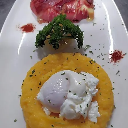 Ristorante Cacciatori فندق