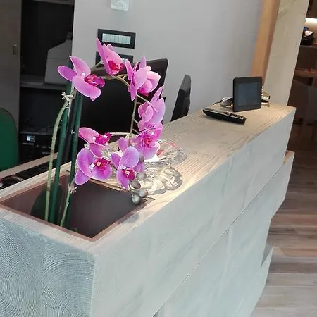 מלון Ristorante Cacciatori 3*