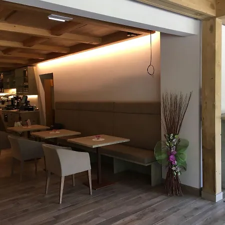 Hotel Ristorante Cacciatori